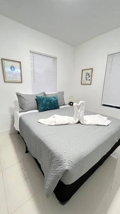 Stanza Miami: Design District With Workstation & Laundry Apartamento Miami